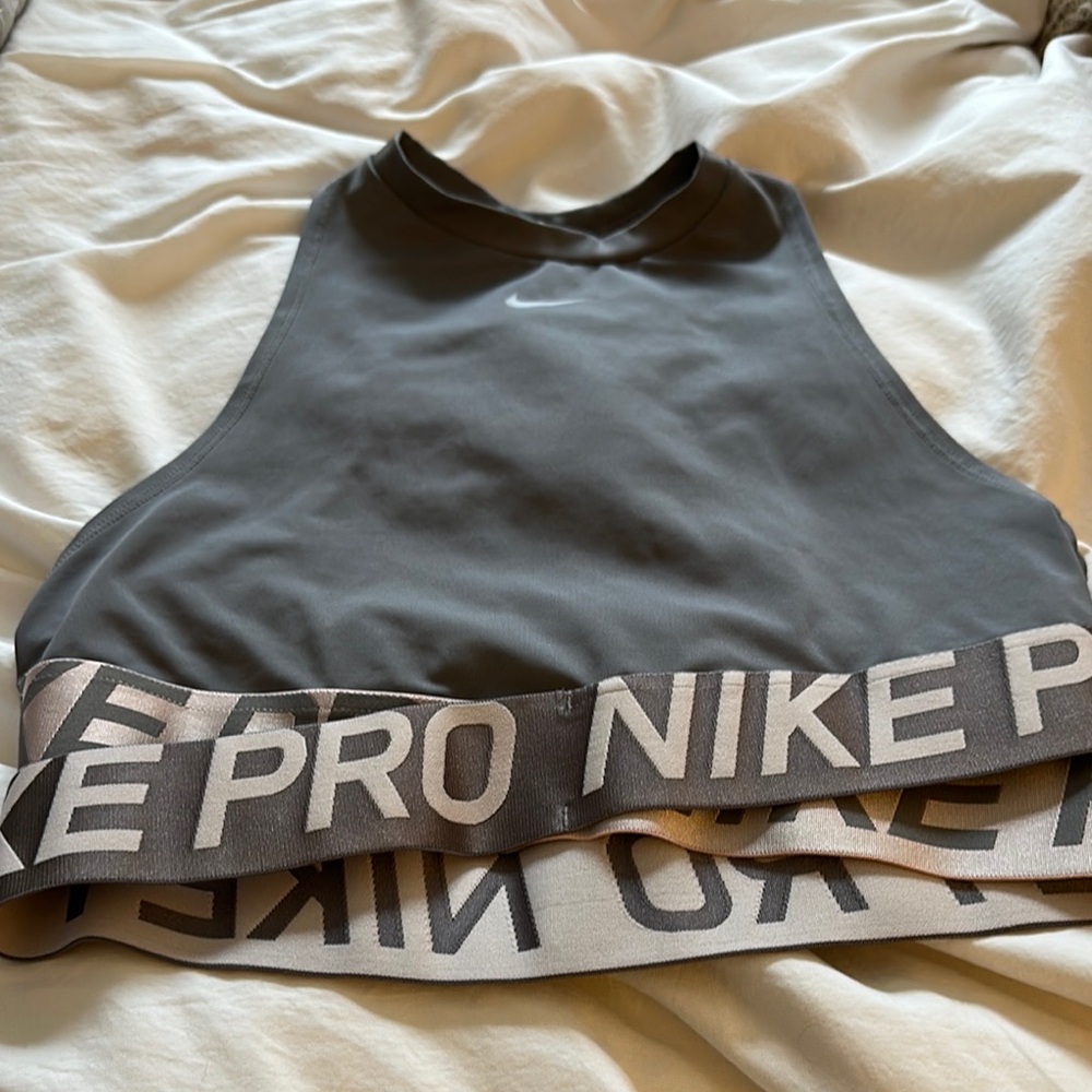 Nike Women's Gray Sports Bra